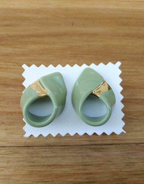 Handcrafted ceramic earings: Knot model - Imagen 2