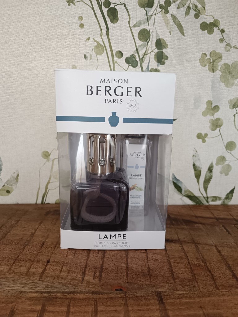 Lampe Berger - Coffret Lampe Berger Aroma Happy - Parfum Aroma Happy  Fraîcheur Aquatique - Maison Berger Paris : : Cuisine et Maison