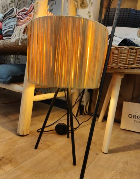 Table Lamp - Metal - Raffia