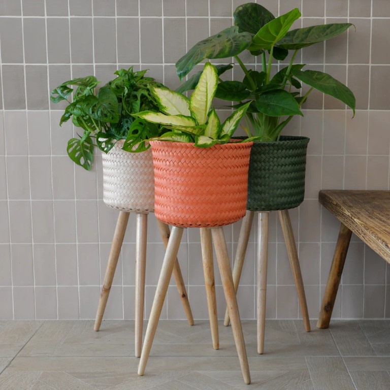 Planter/Magazine Rack "Up High" - Recycled Plastic